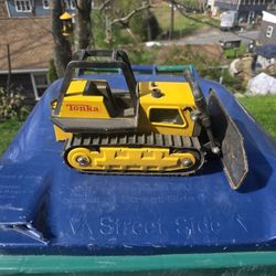 Vintage Tonka Bulldozer Toy 