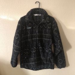 Columbia Sweater Size M