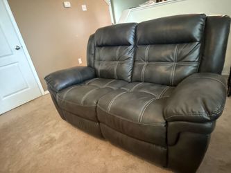 Leather Loveseat (double reclining)