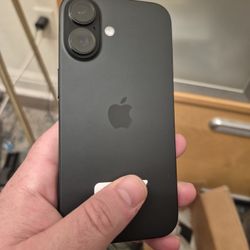 New No Box Verizon/xfinity Apple IPhone 16 128gb