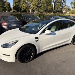 2018 Tesla Model 3 AWD Long Range
