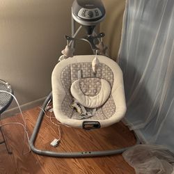 Baby Graco Swinger
