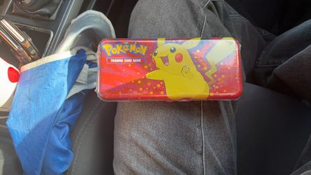 Pokemon Pencil Case (Contains Lost Origin And Silver Tempest)