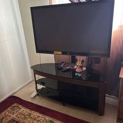 LG TV 50 Inch with Mount 