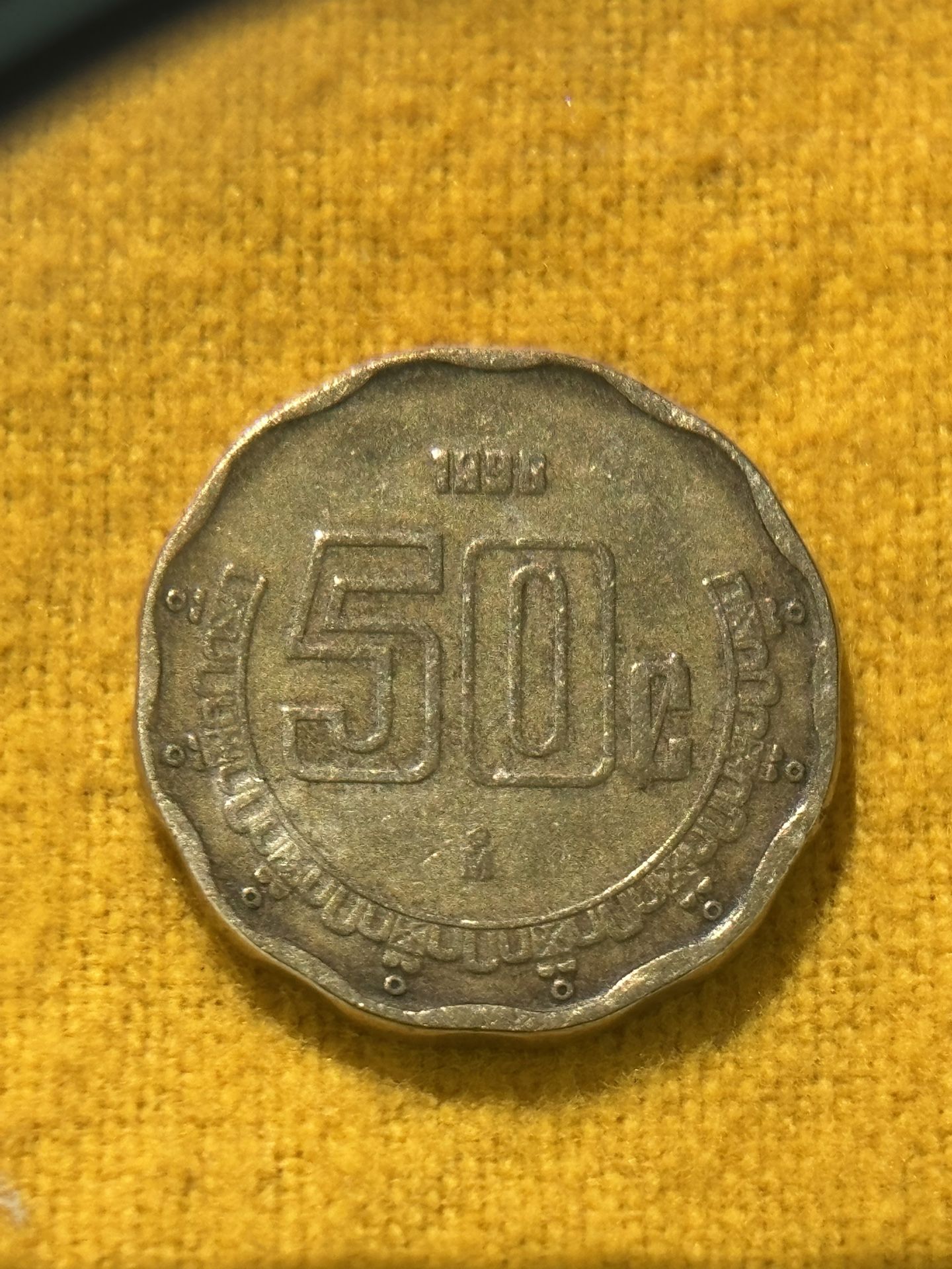 Date Error Coin From Mexico 1898/1998.