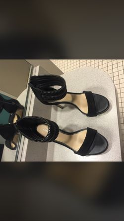 Cute black heels, worn once