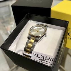 Invicta Women’s Two-Tone Analog Wristwatch Silver & Gold Metal Bracelet in Box