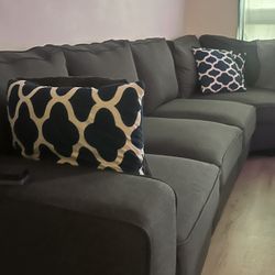 7 Seat Sectional 