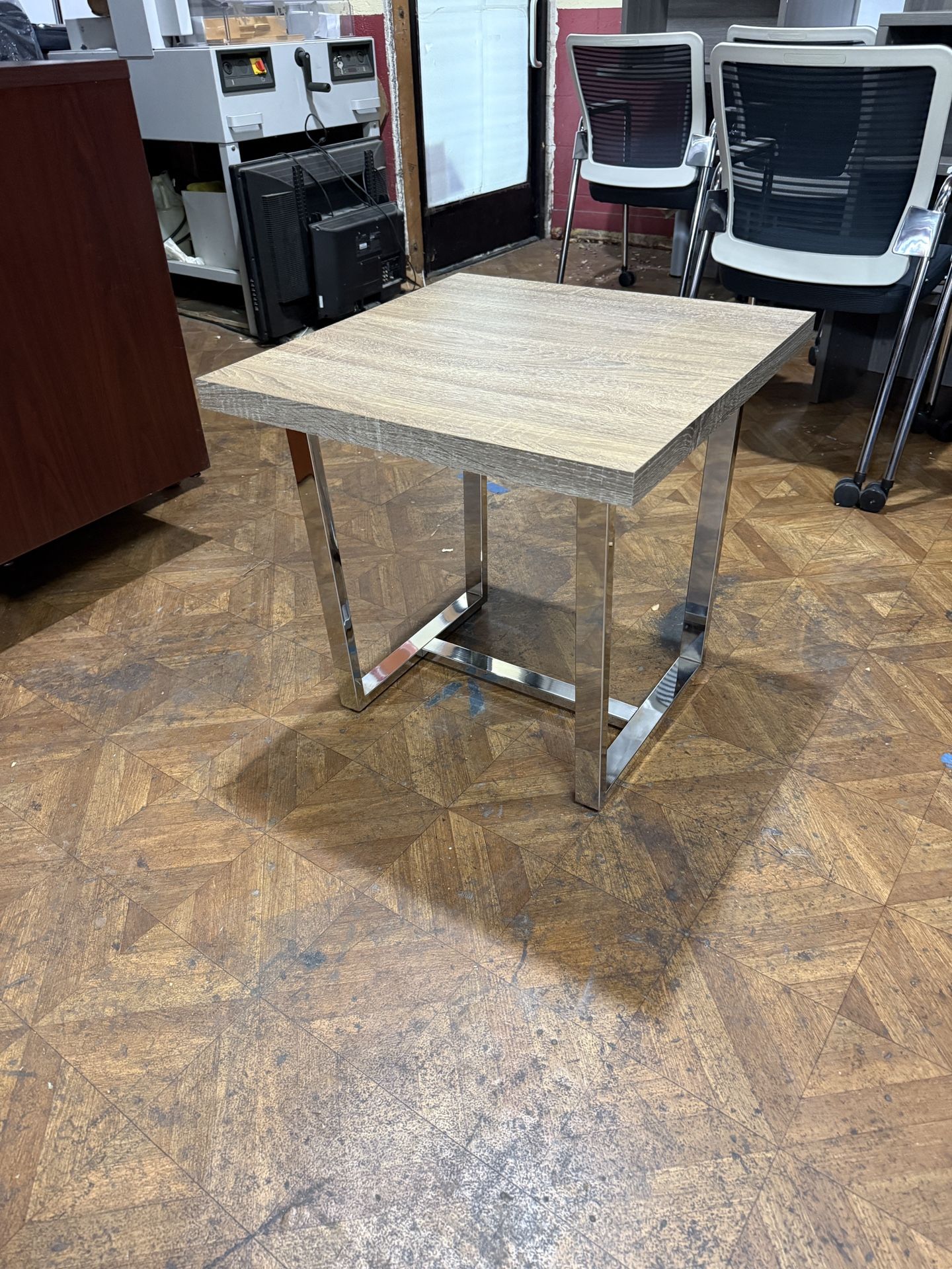 End table