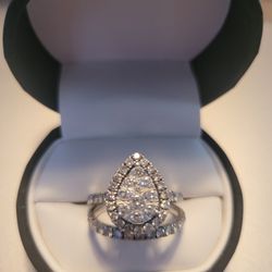 Pear Shapped Diamond Wedding Ring And Band 10K 2 CCTW