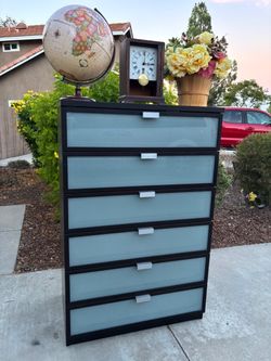 Tall Dark 6 Drawer Modern Dresser Chest Great Condition