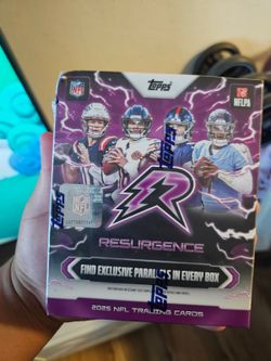 2025 topps resurgence football cards