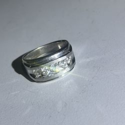 14k White Gold Men’s Ring