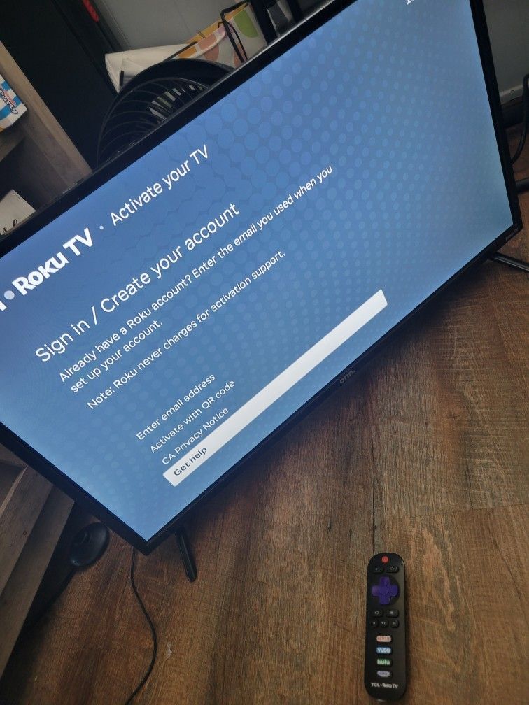 Onn Smart TV 32" With Remote