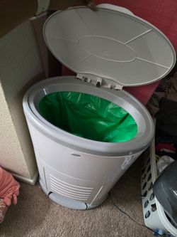 Baby Diaper trashcan