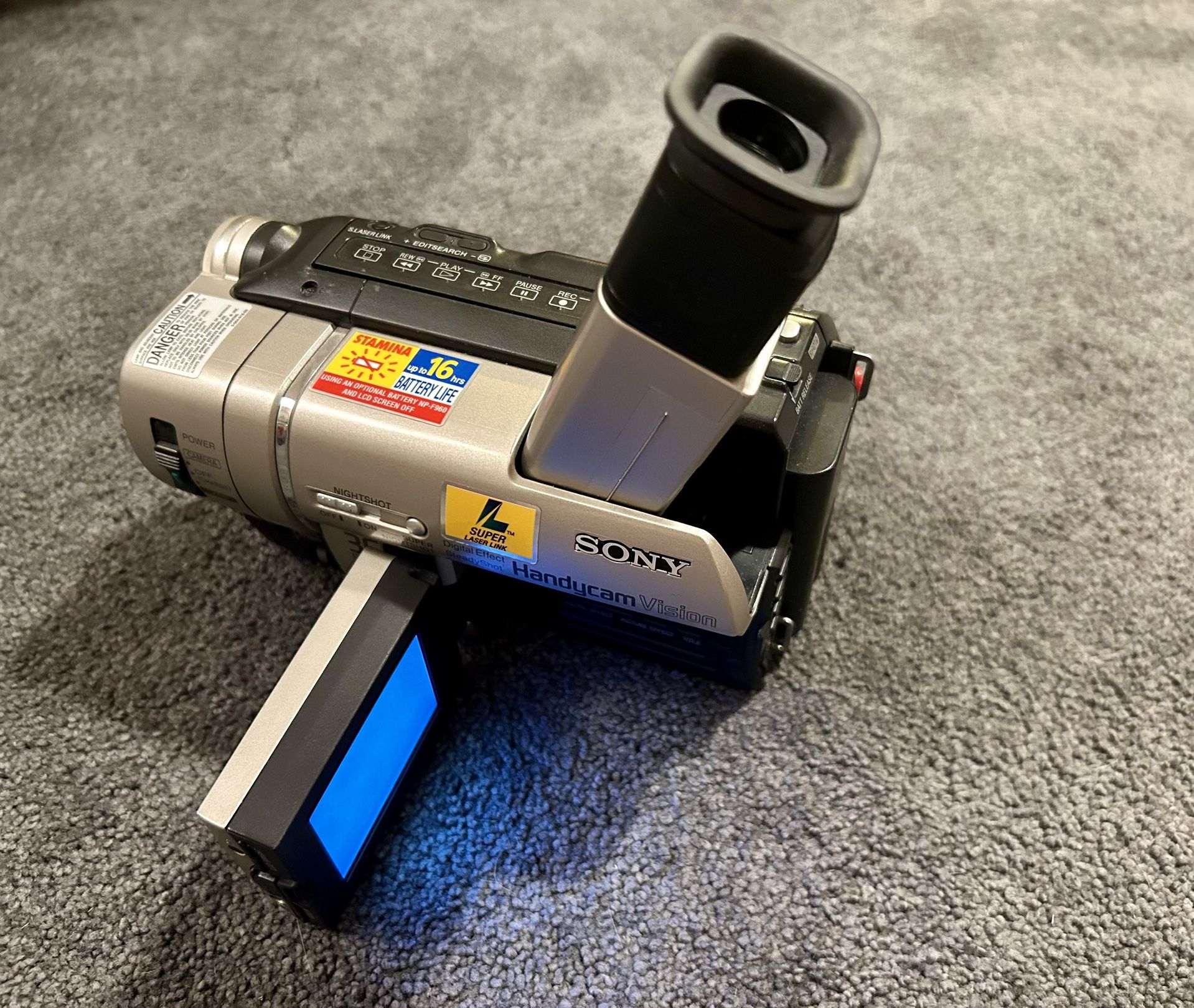 Tested, Works! SONY Handycam Vision CCD-TRV87 Hi8 XR 360x Digital Zoom Camcorder