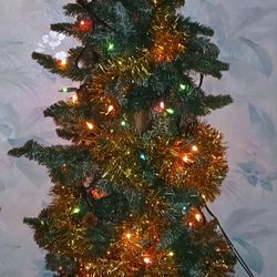 5 Ft Balsam Lights Decorated Tree