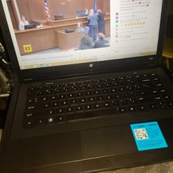 Windows 8.1 Laptop Computer HP 2000 With extra New Battery