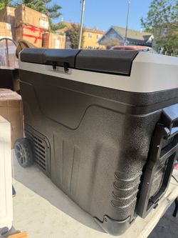 Portable Electric Cooler with Wheels