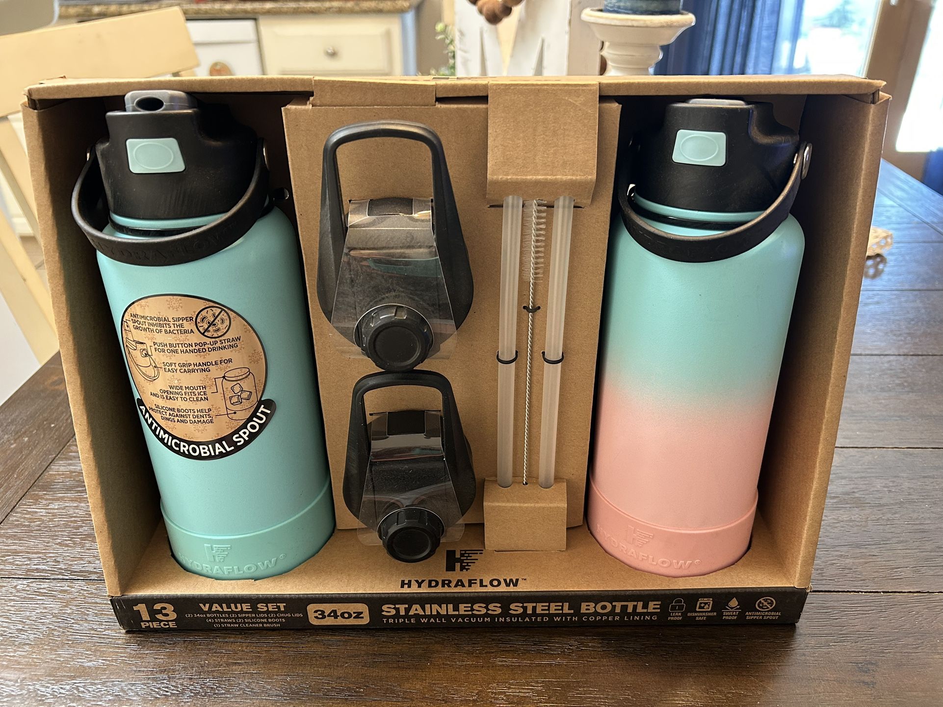 Hydraflow 34 Oz Gift Set