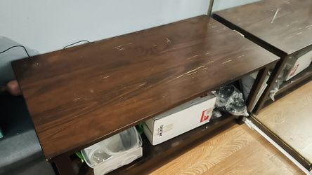 Free !!!Dark Wood End Table / Side Table