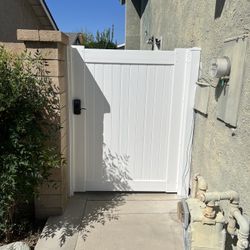 Vinyl Gates