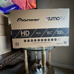 Pioneer Xumo TV
