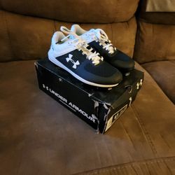 Softball Metal Cleats Under Armour Sz 6.5