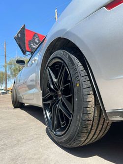 20x8.5 Rines y Llantas 245/35/20