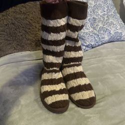 New Women’s Ugg Tall Cardy Boots Size 9