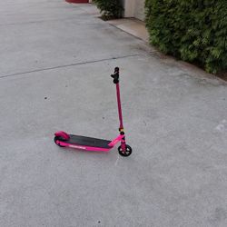 Razor E90 Electric Scooter