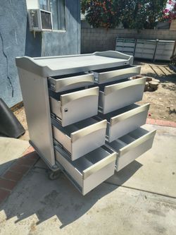 Capsa tools box tools bench aluminum..H..44..W..42..D..22