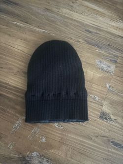 Black beanie