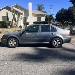 2003 VW JETTA.