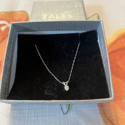 NEW ZALES GENUINE DIAMOND SOLITAIRE NECKLACE 💎💎  14KT   18 INCH   APPRAISED AT $1,499.99  ASKING $299💎💎  (PAPERS INCLUDED )
