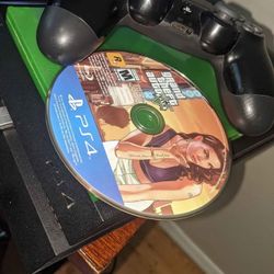 Ps4 With Games And Controller
