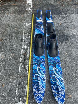 Kidder brand water skis - pair $55
