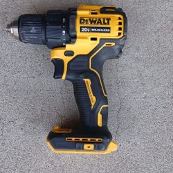 DRILL DEWALT TOOL ONLY 