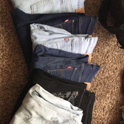 Levi Jeans 20$ Other Brand 10$