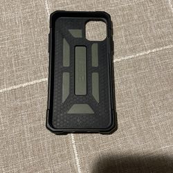 iPhone 11 UAG Case 