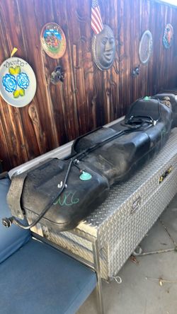 2014 Ford f-150 gas tank 24 gallons