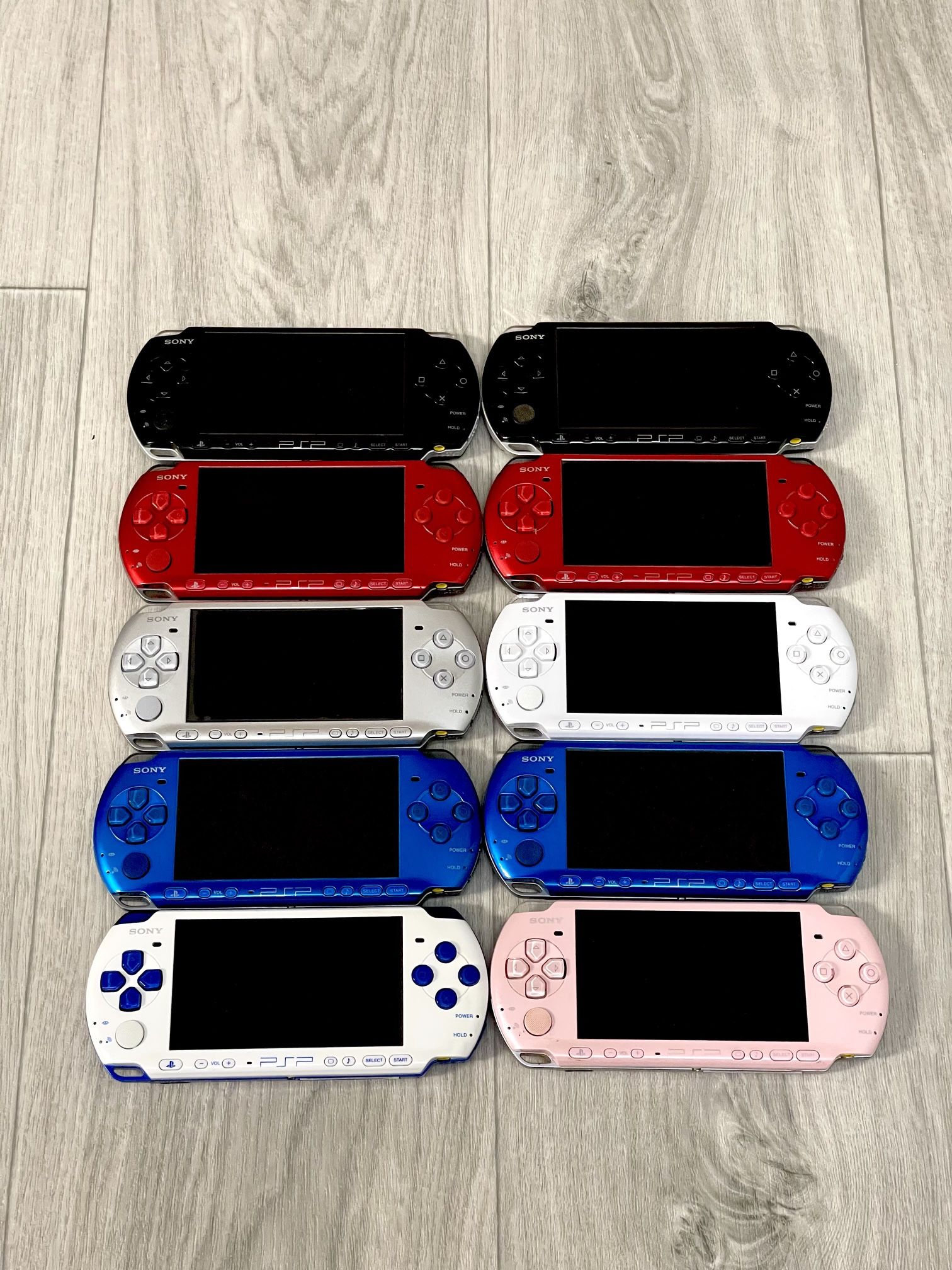 Modded PSP With Games And Charger