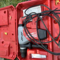 Milwaukee 1-9/16 SDS Max Rotary Hammer 