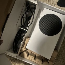 Xbox Series s And 42” Smart LG TV 