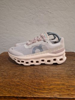 On Cloudmonster Athletic Running Shoes 
Women's Size US 8.5