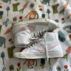 women's nike blazers 