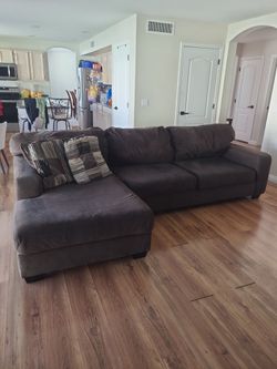 Sectional sofa couch