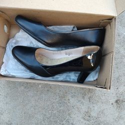 Andrea Womens Heels Shoes Black Size 6 1/2 