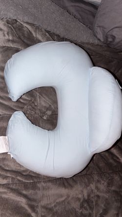 Baby lounge pillow