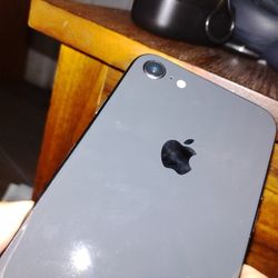 iPhone 8 Unlock To Any 64gb 76% Health Battery